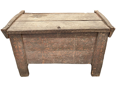 Ancient Chest Trunk On Legs Very Weathered Props, Prop Hire