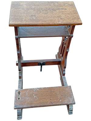 Gothic Prie Dieu Prayer Bench Props, Prop Hire
