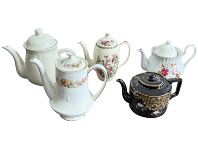 Grandmas Vintage Large Teapots Props, Prop Hire